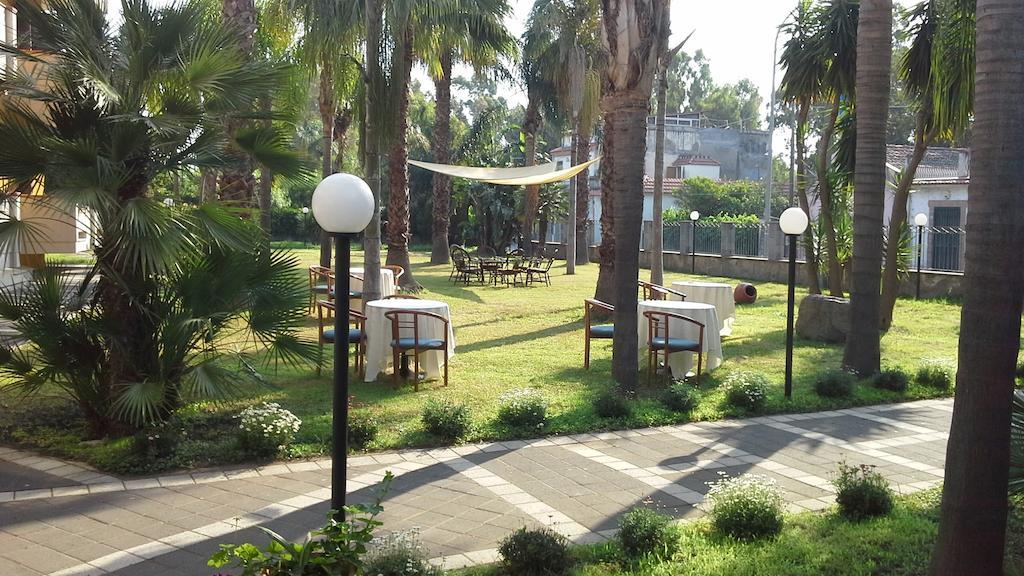 Oasi Park Hotel Маскали Экстерьер фото